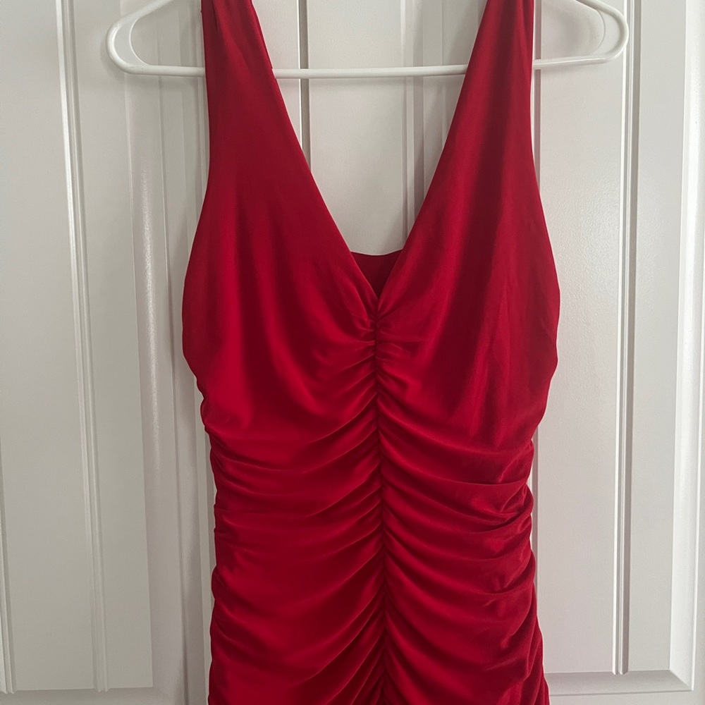 Night Way Collections Red Evening Gown - Picture 9 of 14